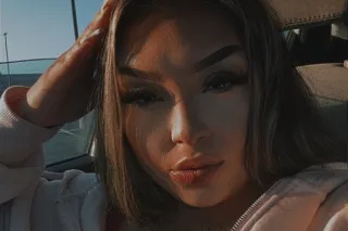 SLIM THICK PRETTY 4'8 - Image 2