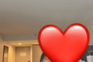 Gorgeous Bombshell GFE - Image 4